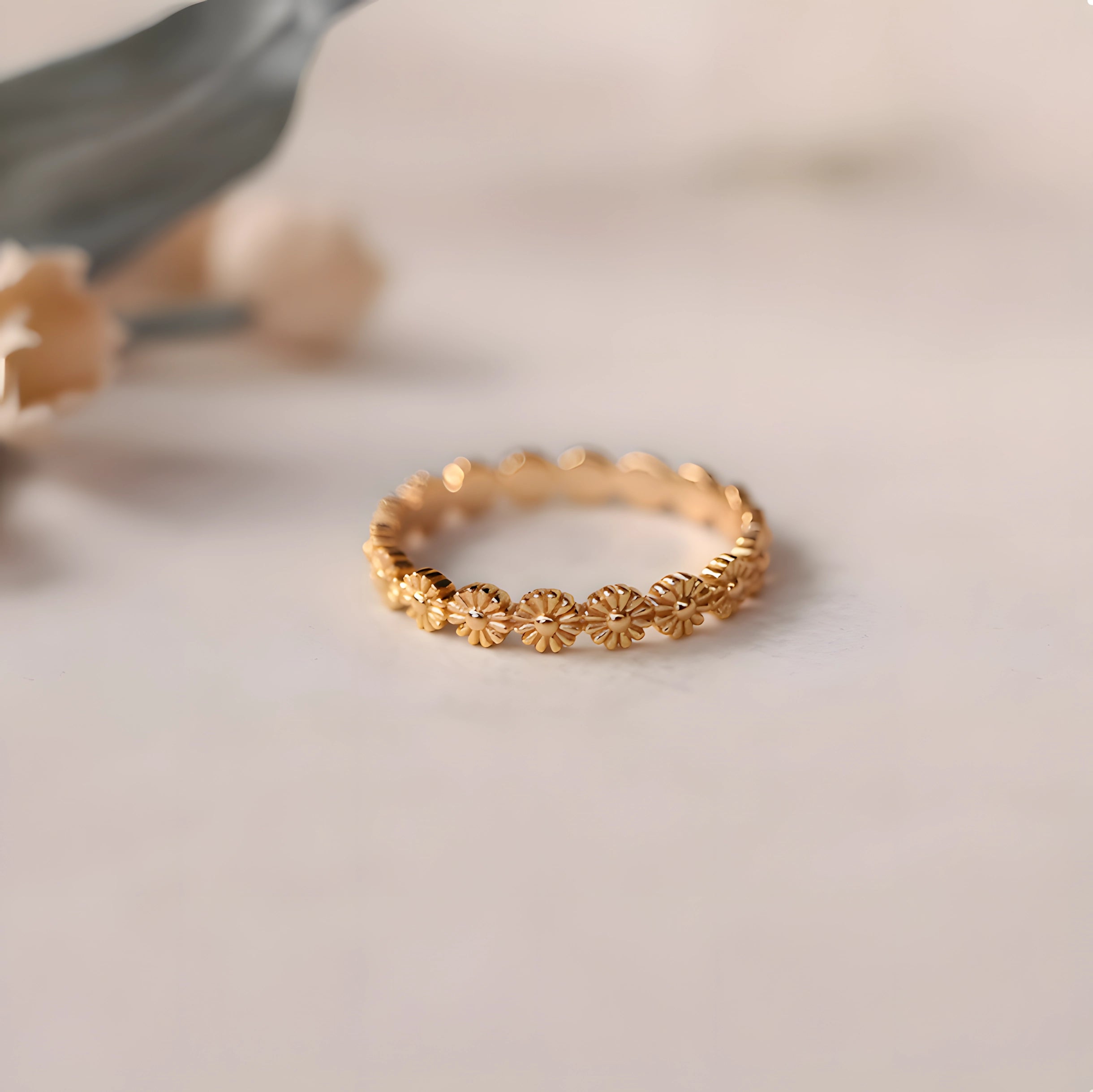 Daisy Bloom Ring | Gold Plated Floral Band, Dainty Unisex Jewelry Gift